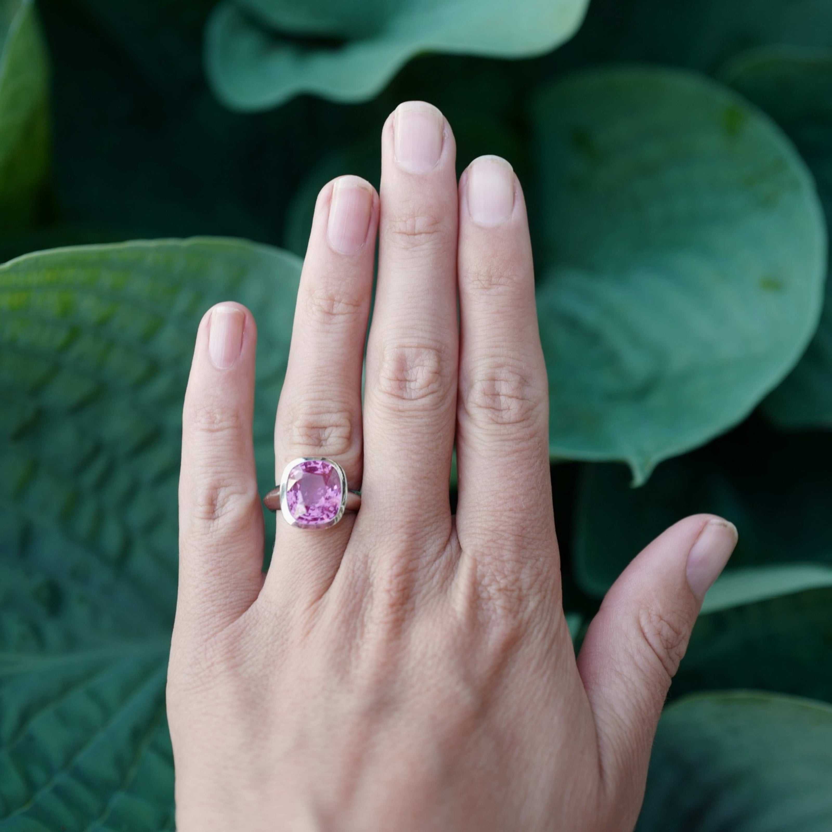 ZINNIA White Gold Spinel Ring