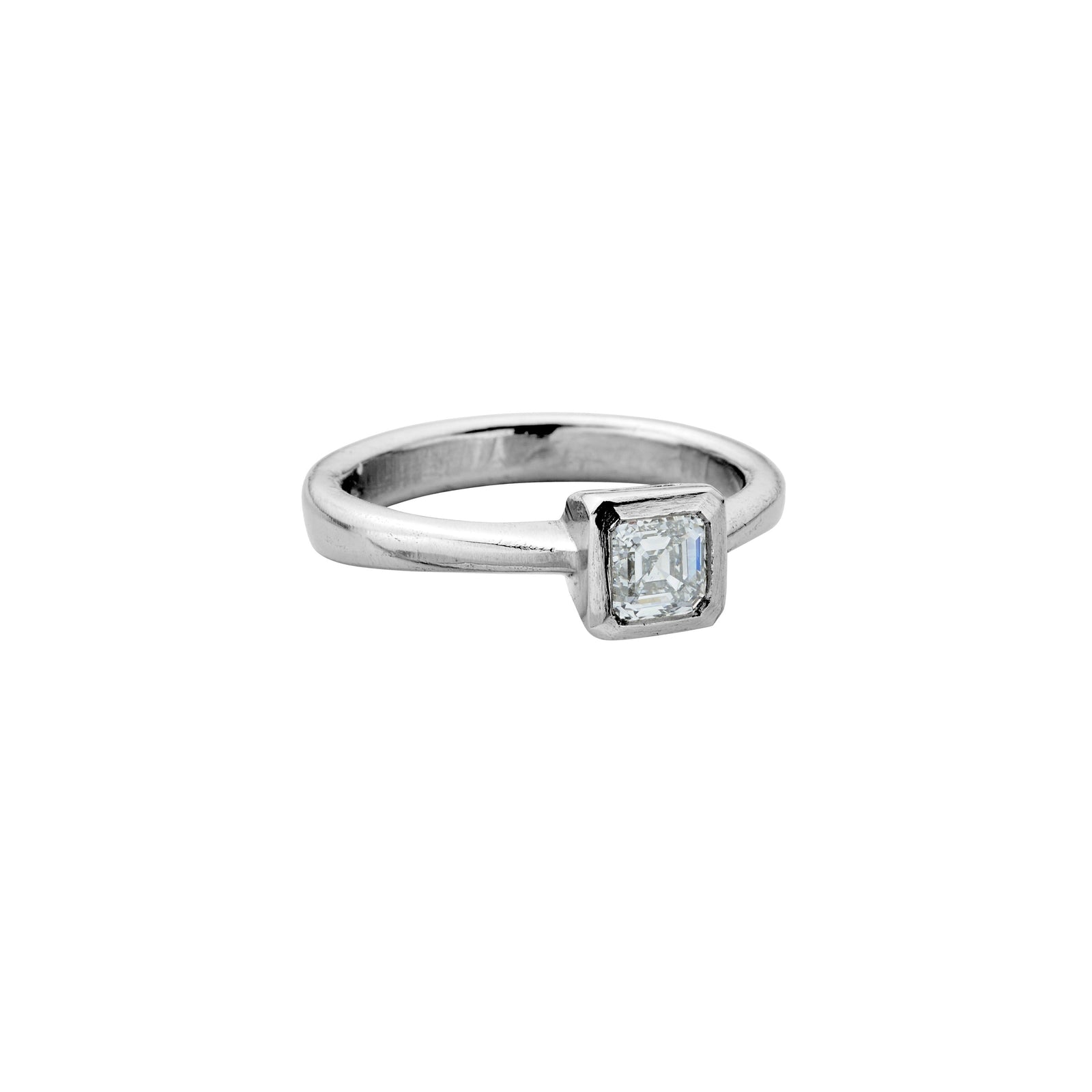 MEROPE Platinum Diamond Ring