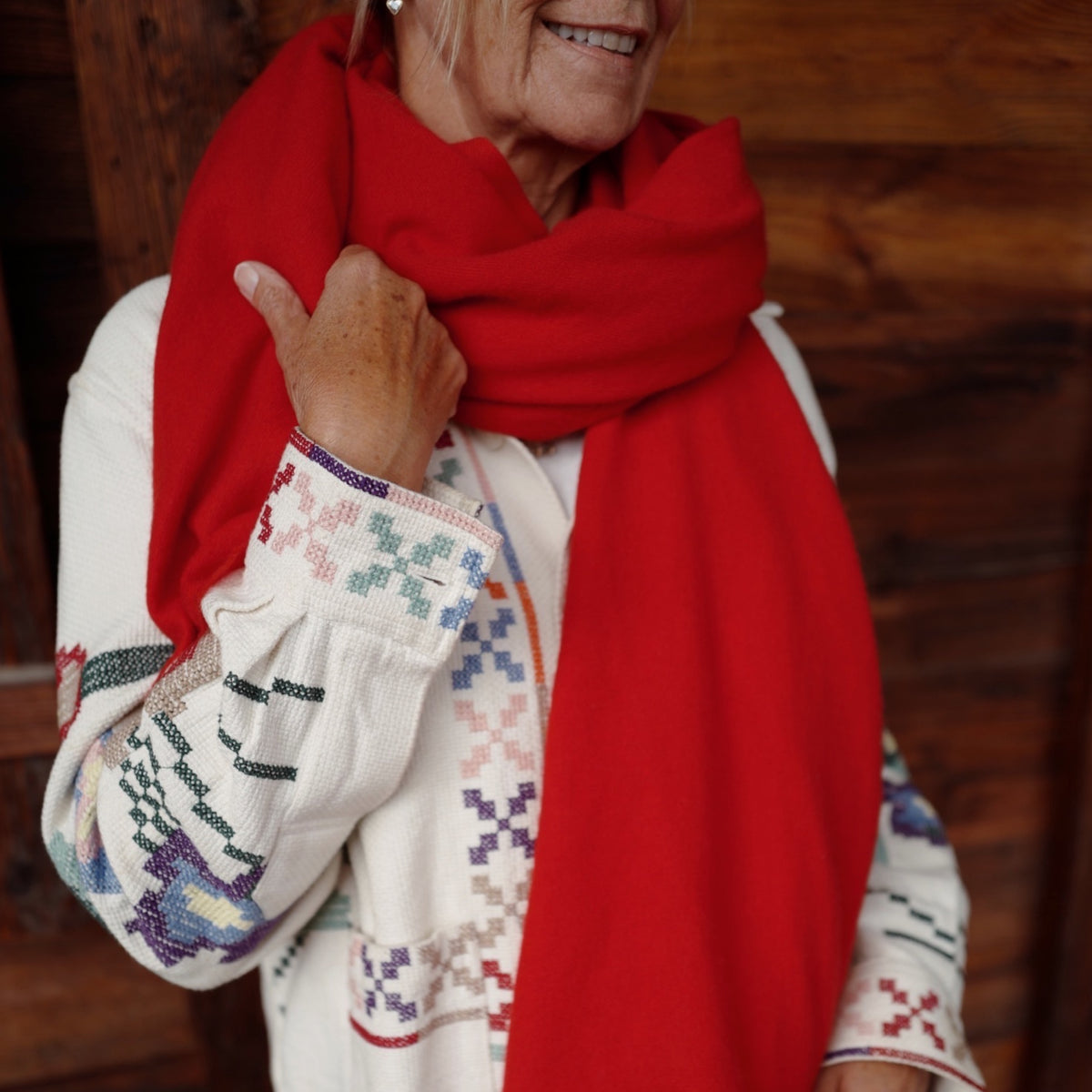 [Women] [modelwears Maxi Scarf]