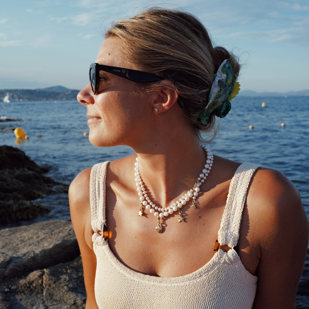 Gold Midi White Holiday Pearl Necklace