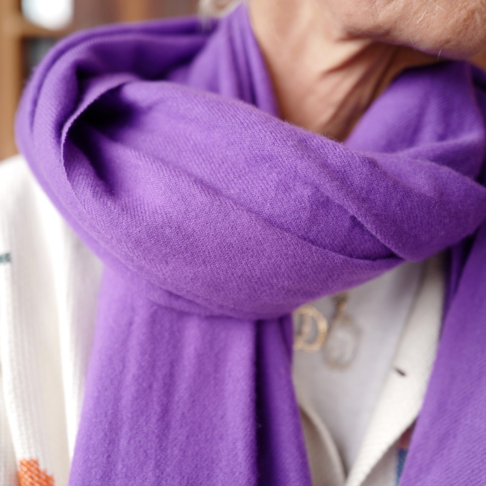[Women] [modelwears Maxi Scarf]
