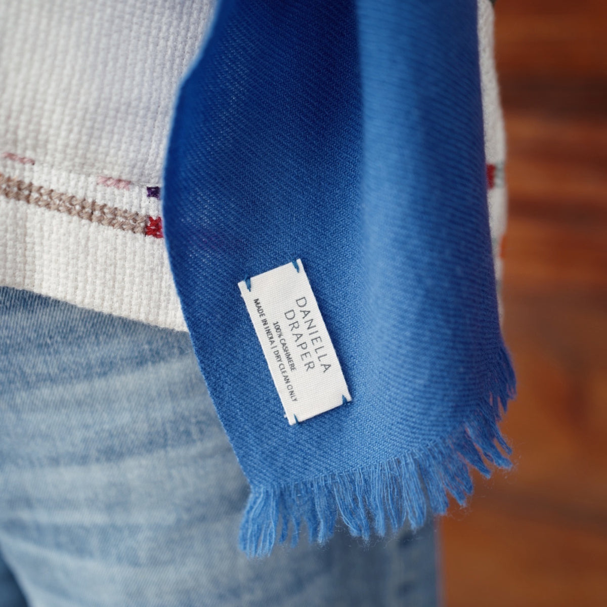 [Men] [Women] [modelwears Maxi Scarf]