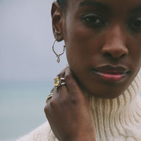 [winter][modelwears Silver Maxi Cupid Hoop Earrings]