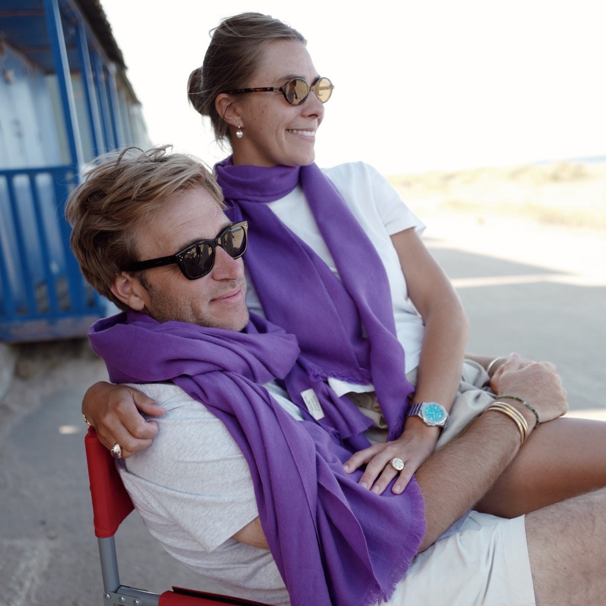 [Men-hover] [Women] [modelwears Mini Scarf]