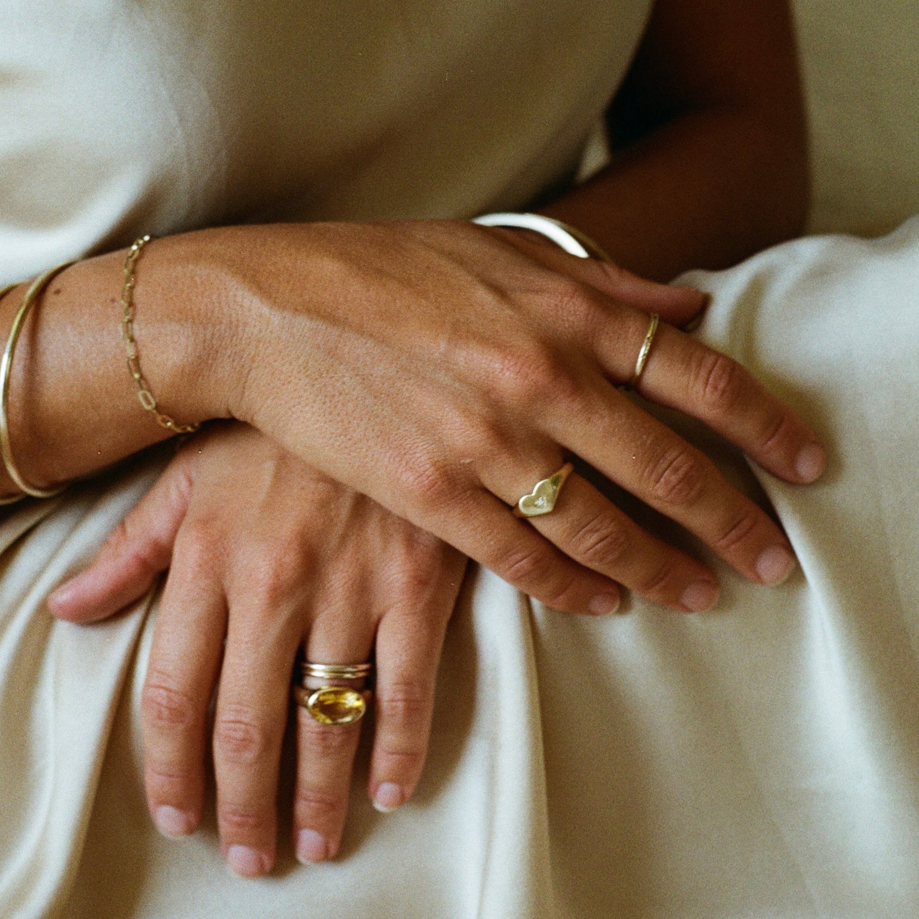 Gold Diamond Heart Sweetheart Signet Ring