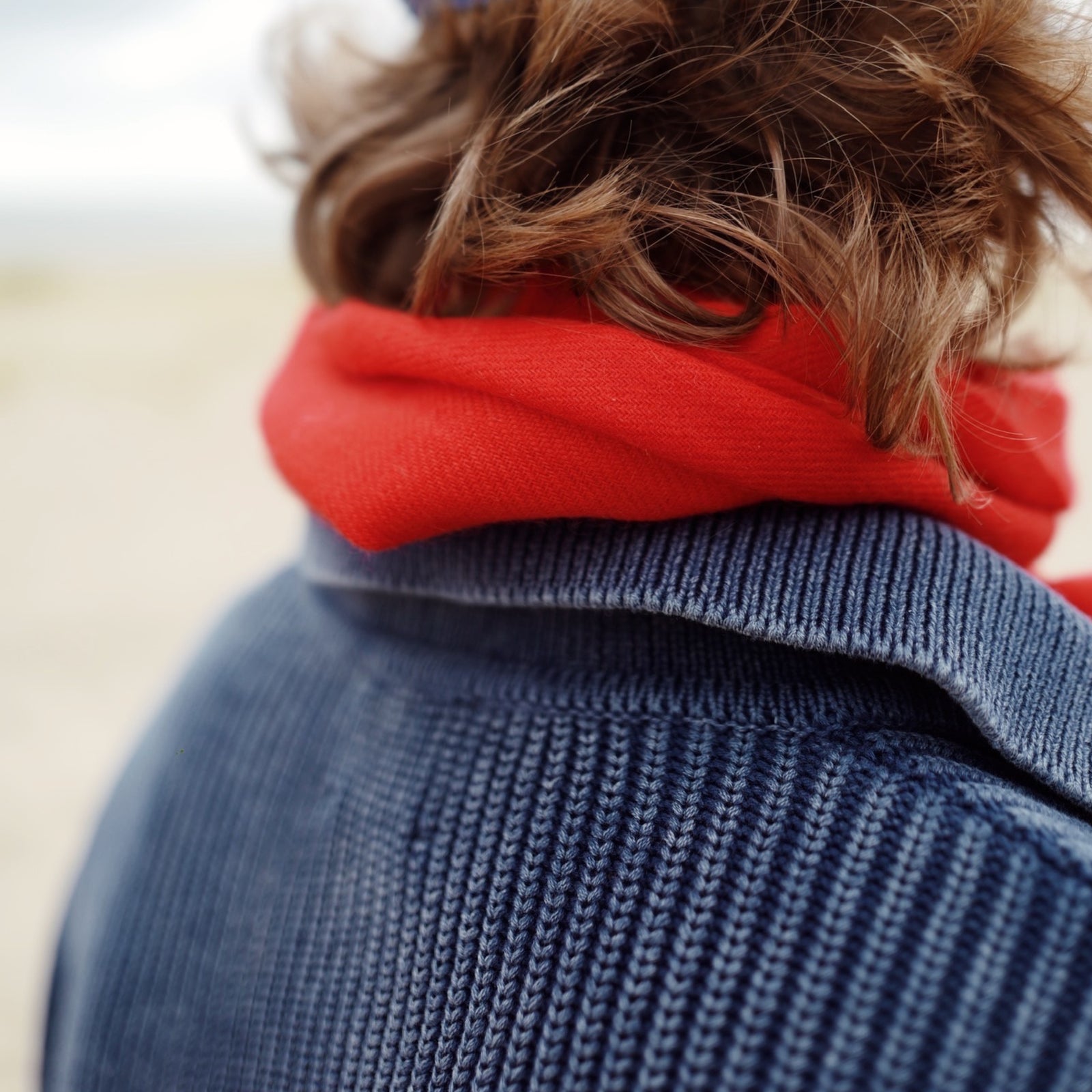 [Men] [modelwears Mini Scarf]