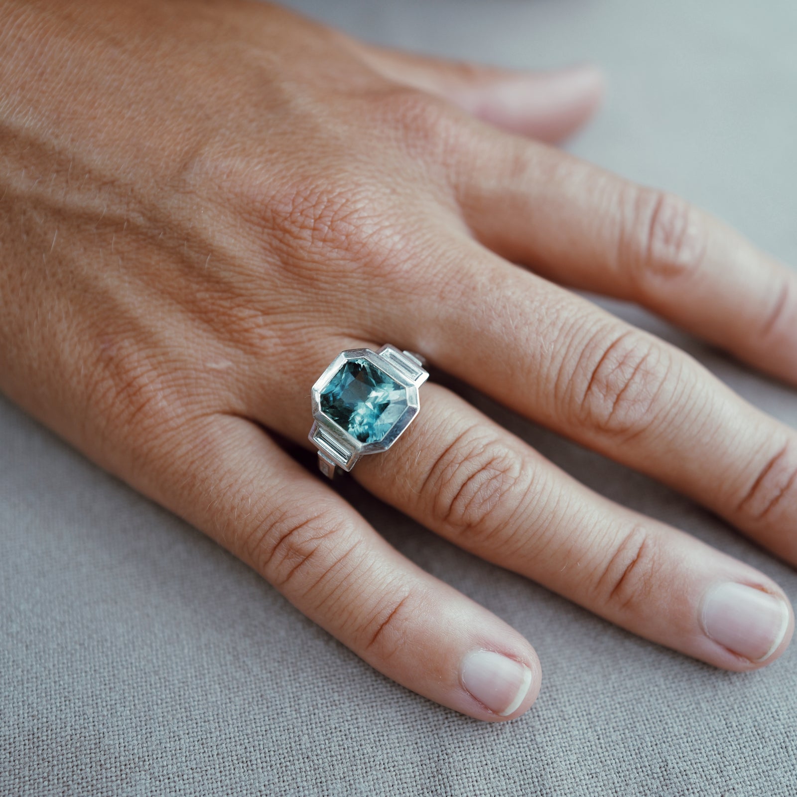 CARI White Gold Teal Sapphire & Diamond Ring