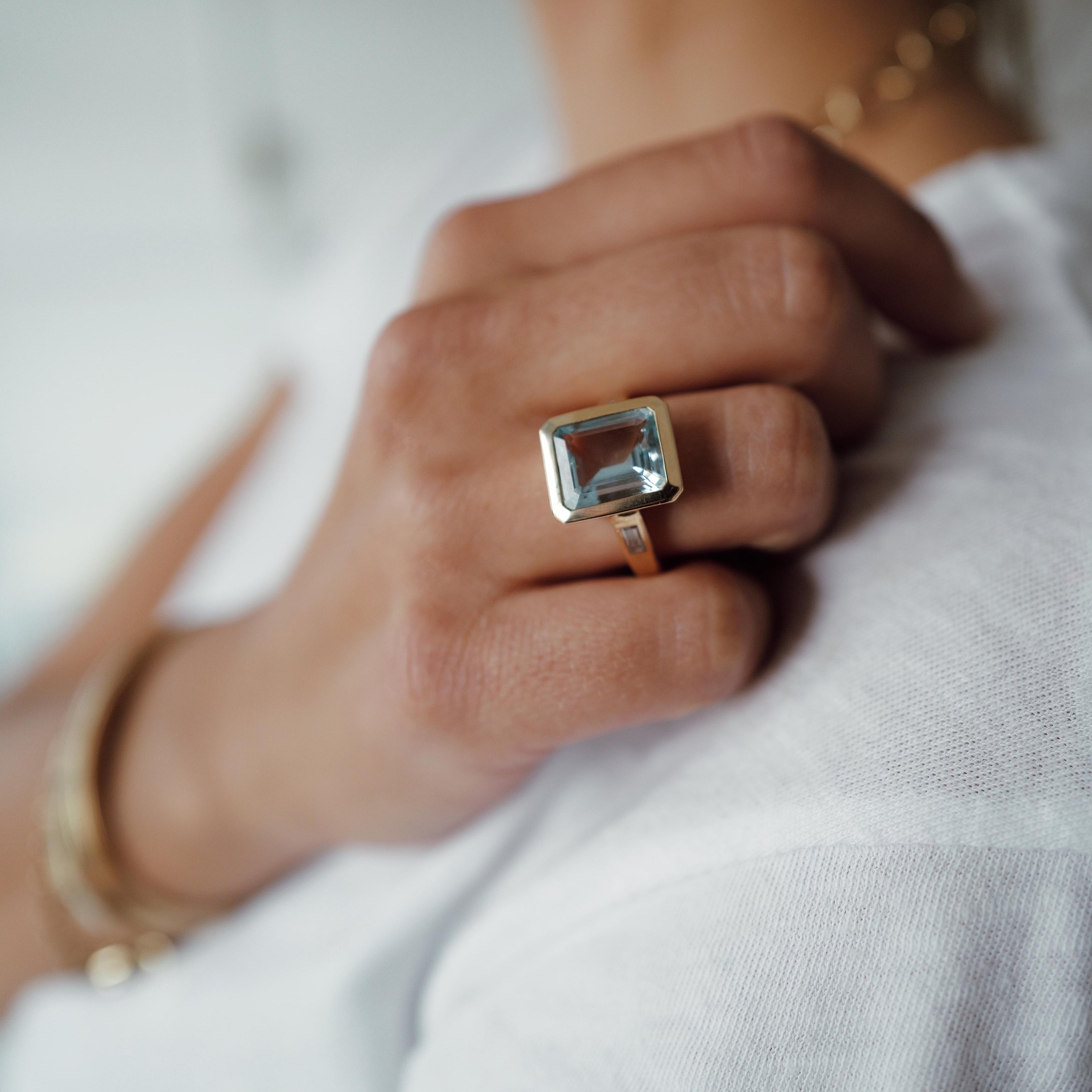 MARISTELA Gold Aquamarine & Diamond Ring