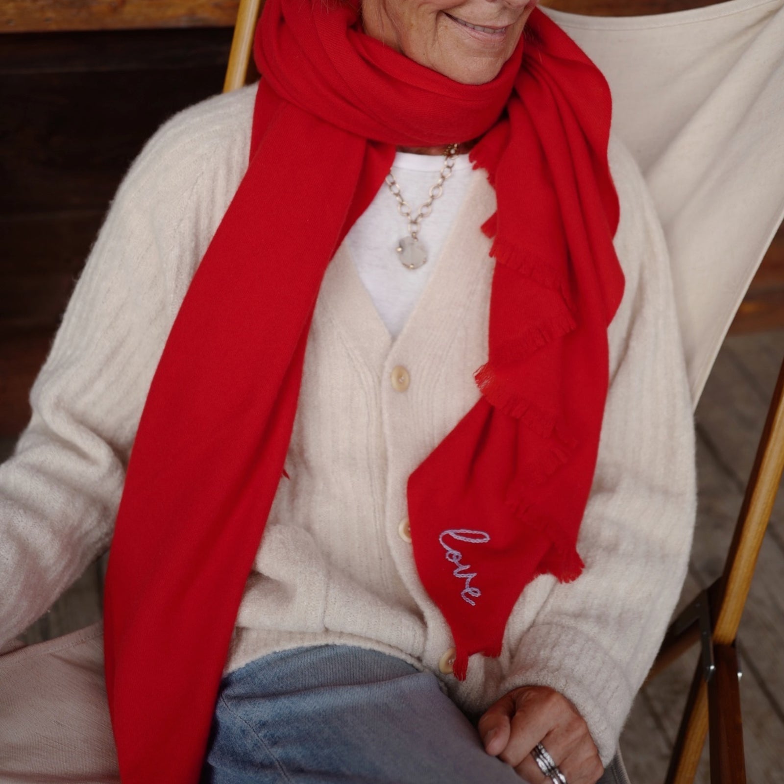 [Women] [modelwears Maxi Scarf]