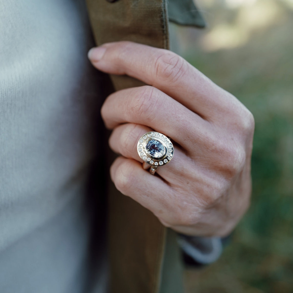 AZURAE Gold Blue Sapphire & Diamond Ring