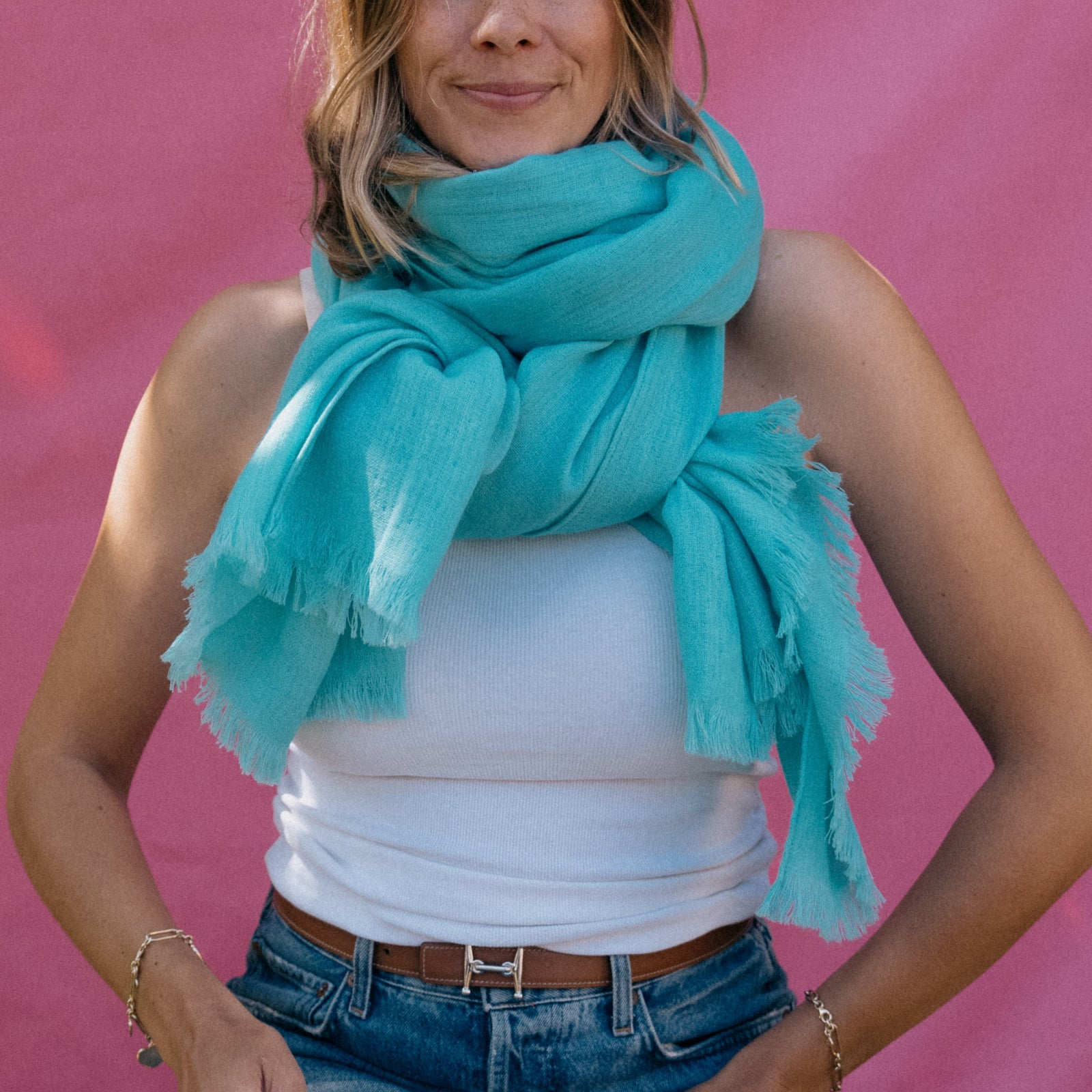 [Women] [modelwears Maxi Scarf]
