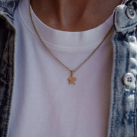 [modelwears Gold Guiding Star Necklace with Hand Engraving]