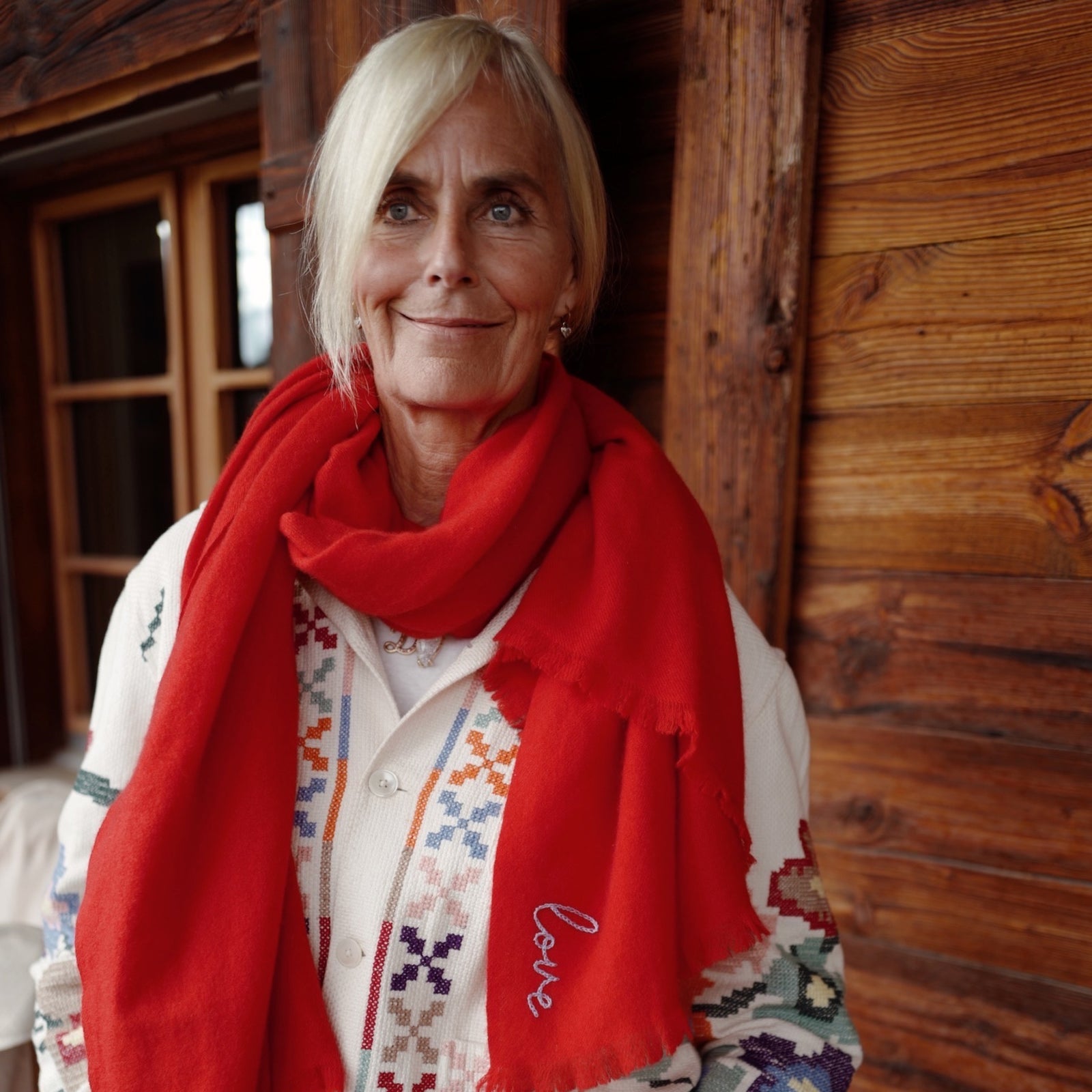 [Women] [modelwears Maxi Scarf]