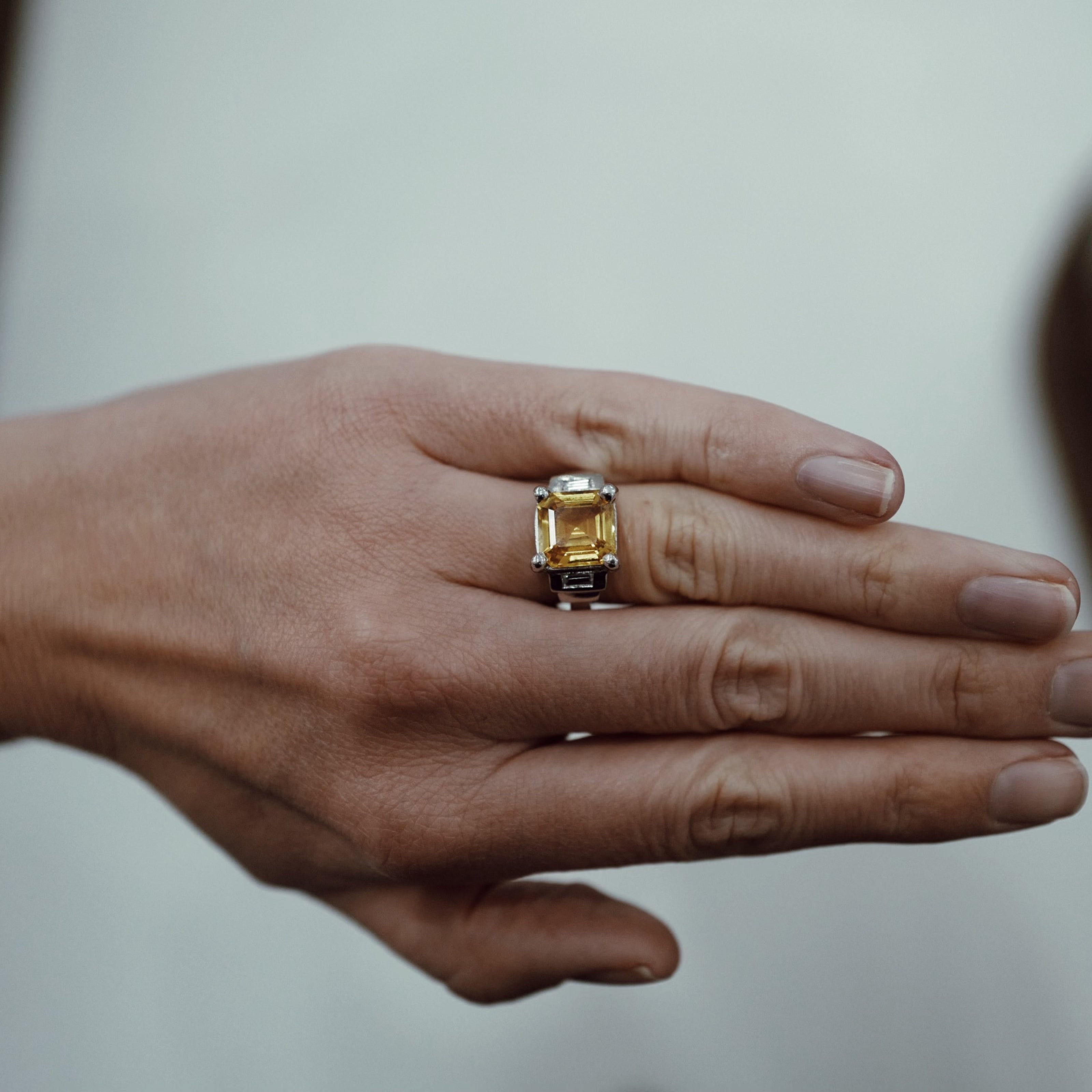 ANATOLE White Gold Yellow Sapphire & Diamond Ring