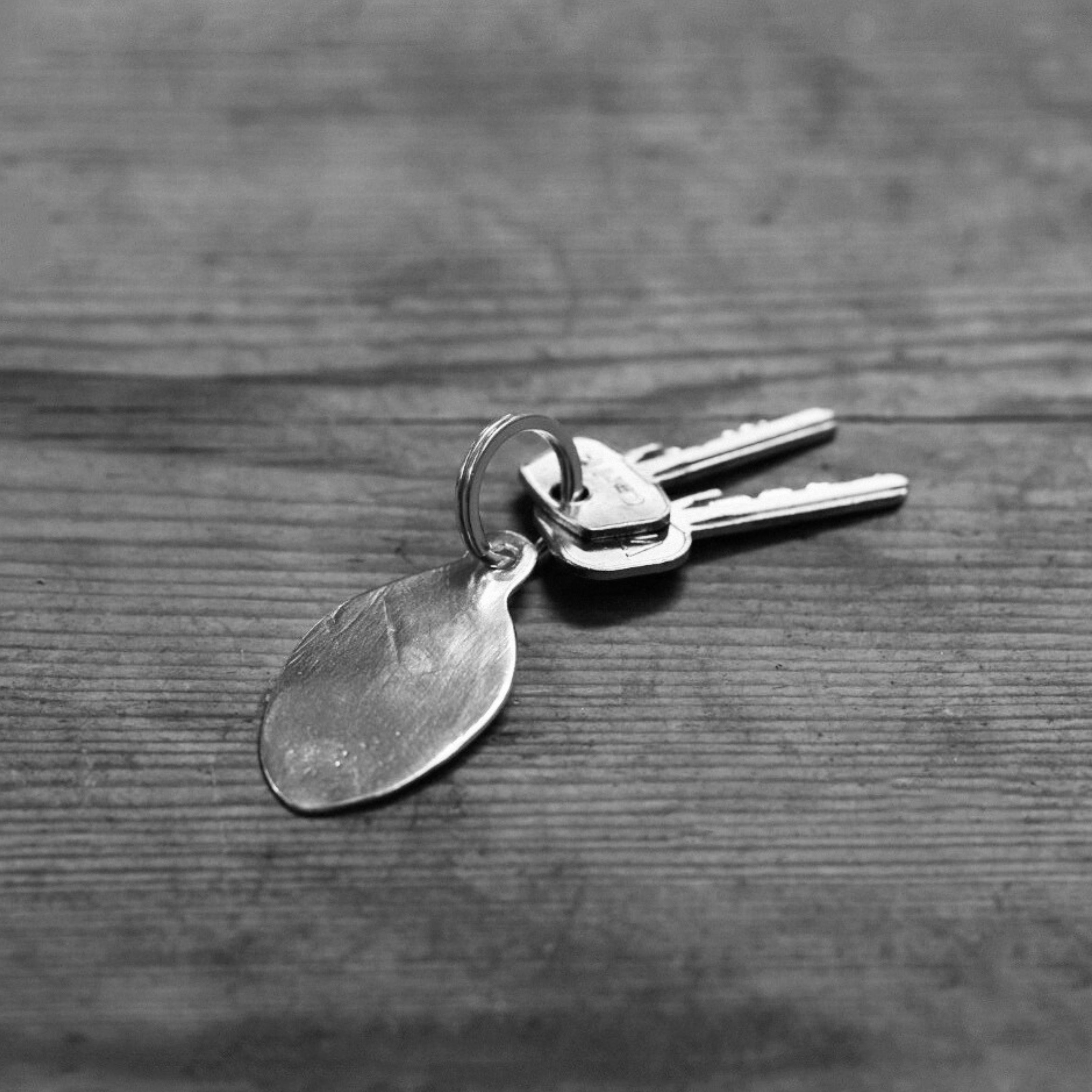 Silver Signature Keyring with Handwriting