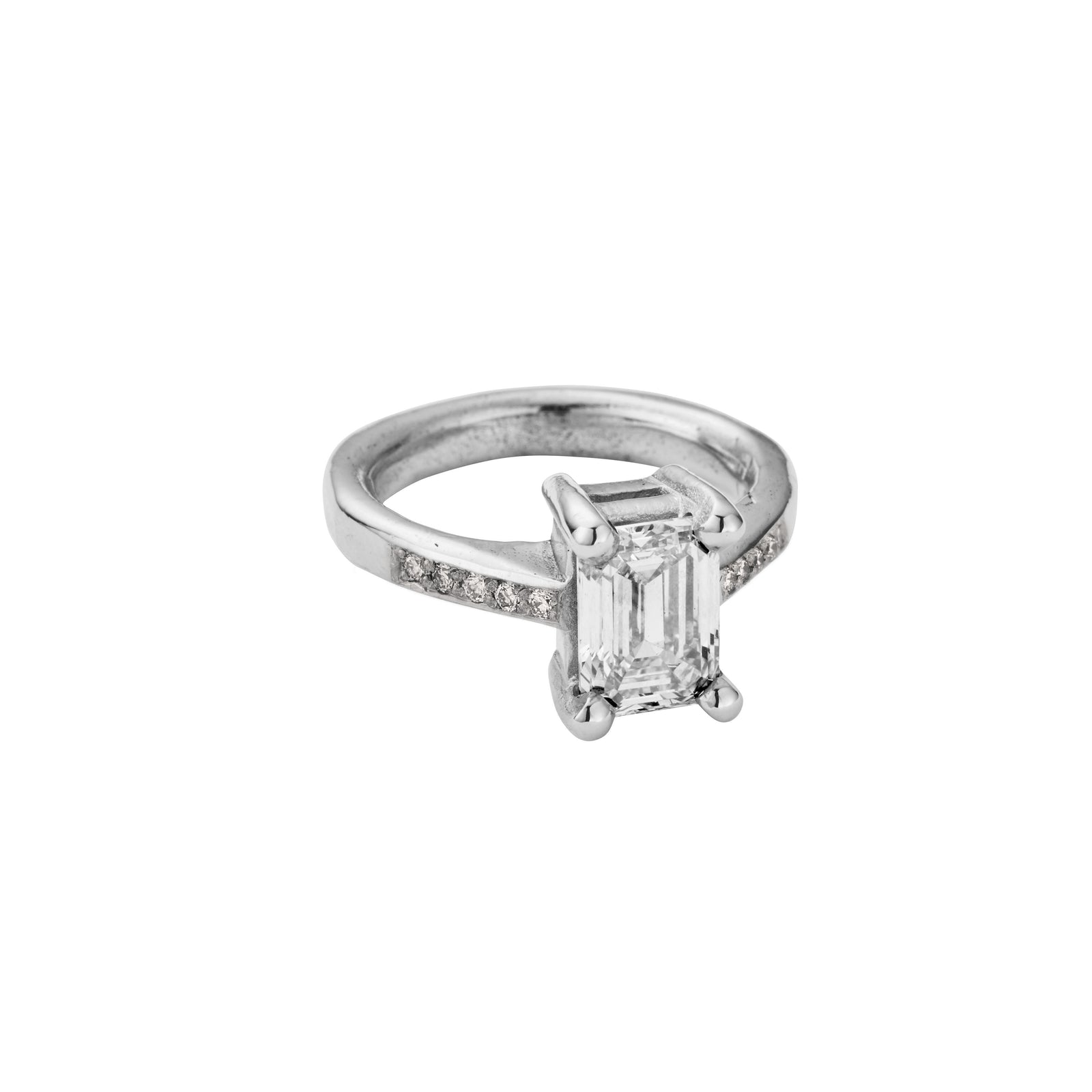 [diamond-shape: pave]