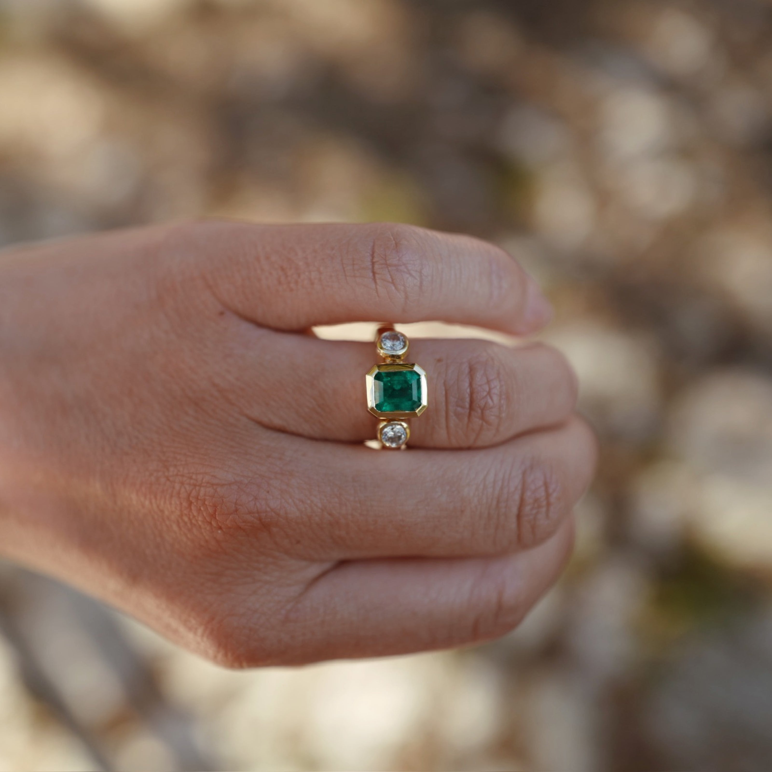ALLENA Gold Emerald & Diamond Ring