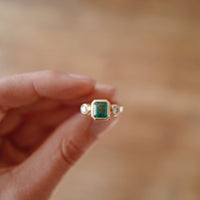 ALLENA Gold Emerald & Diamond Ring