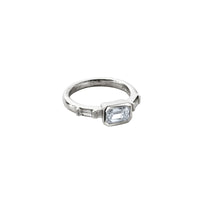 AMARA Platinum Diamond Ring