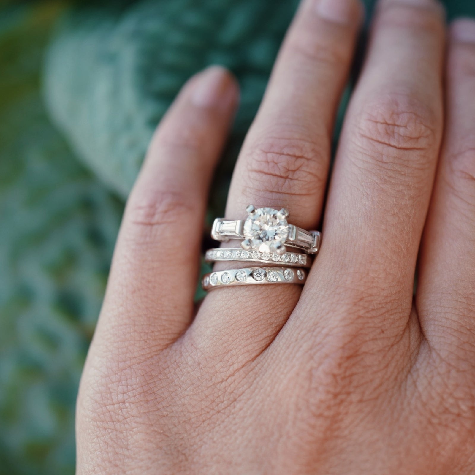 Ladies' 9ct White Gold Midi Posey Ring