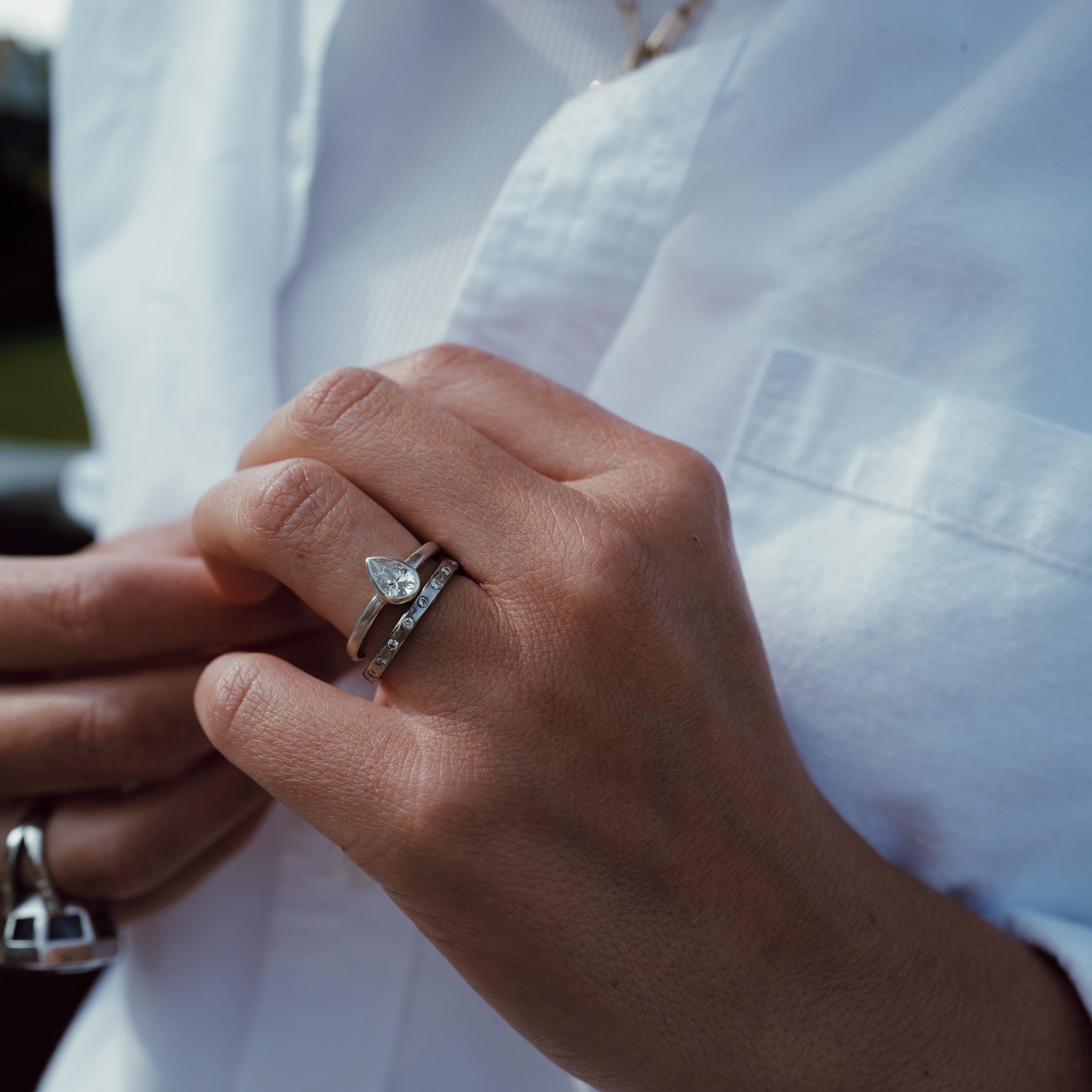 Ladies' 9ct White Gold Mini Posey Ring