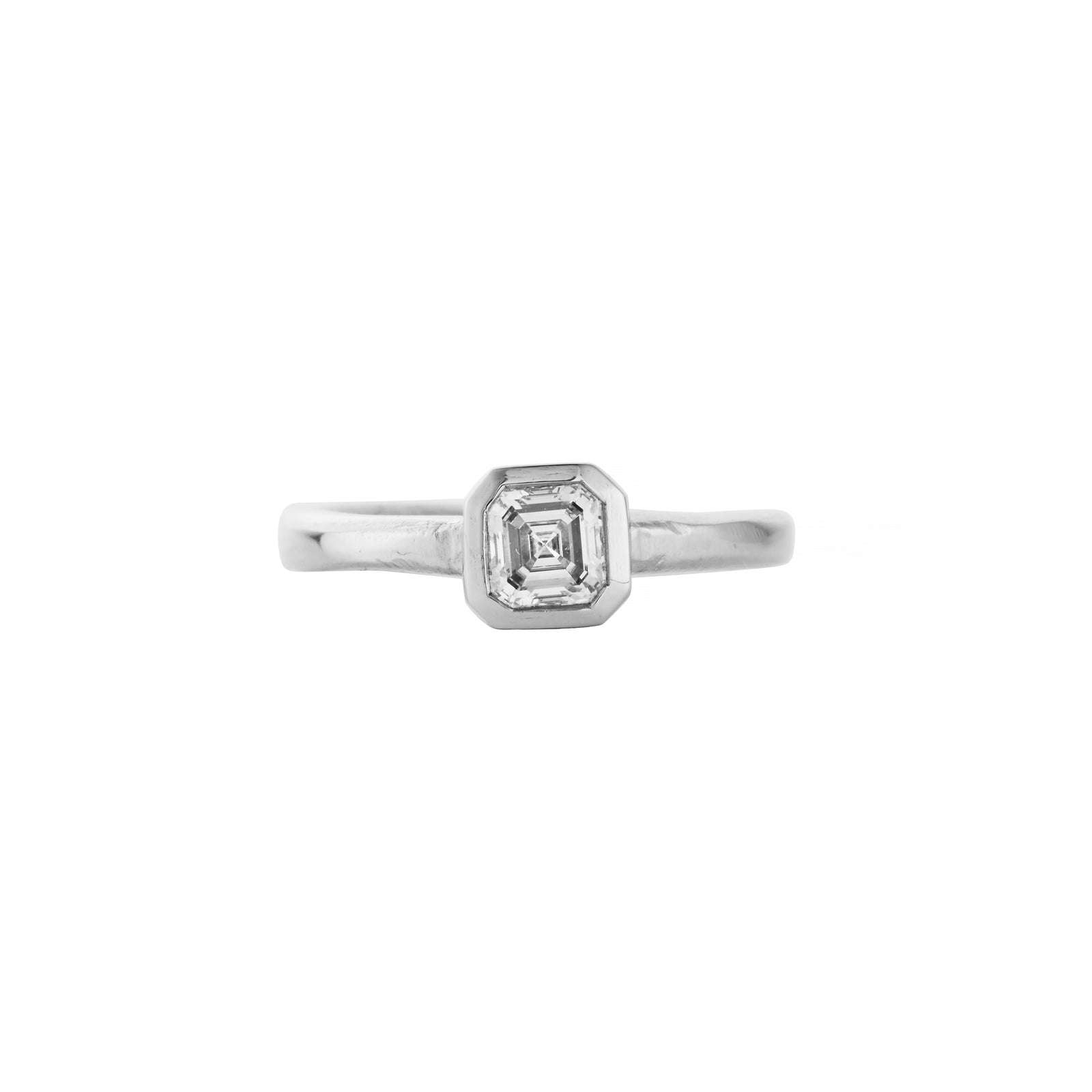 CHERIE Platinum Diamond Ring