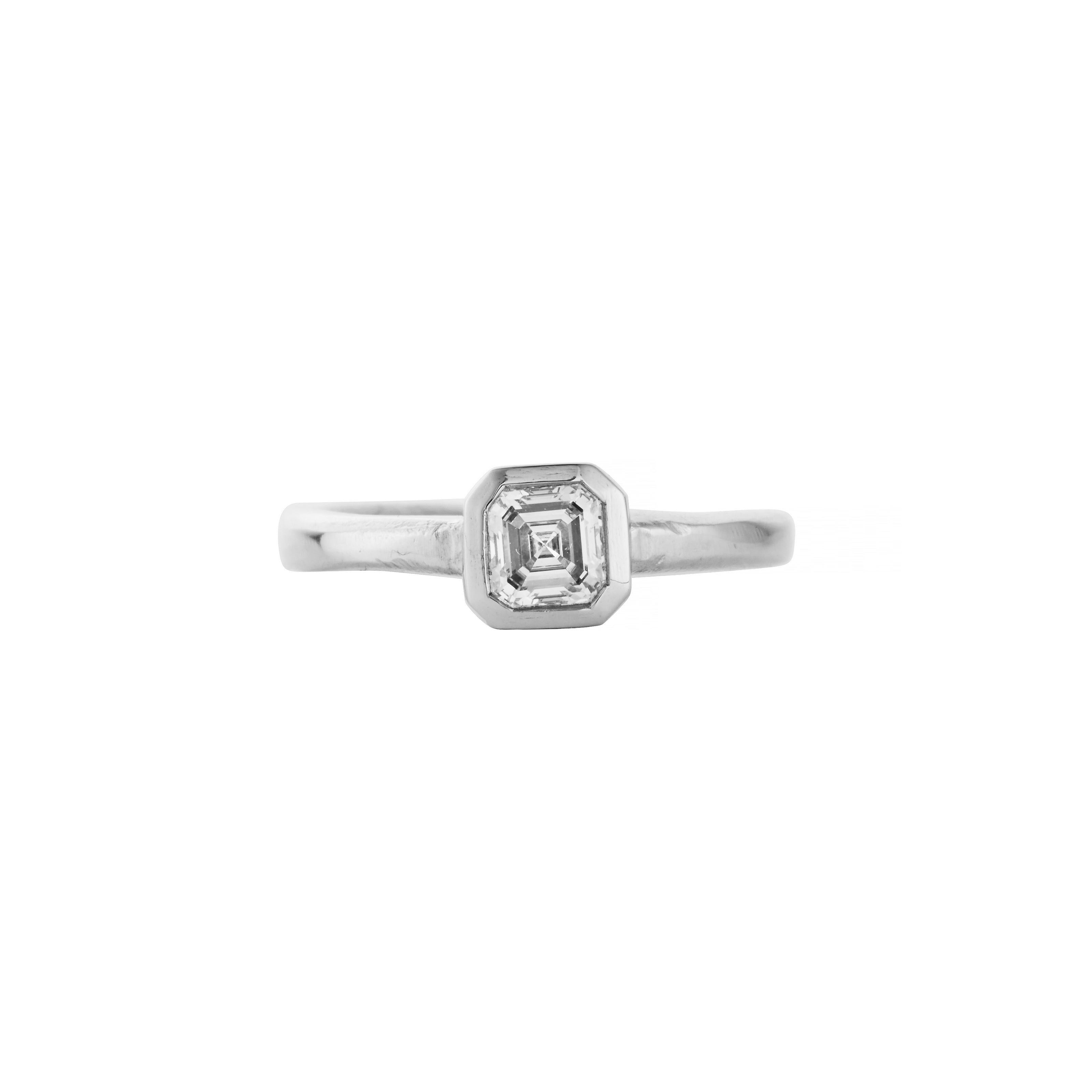 CHERIE Platinum Diamond Ring