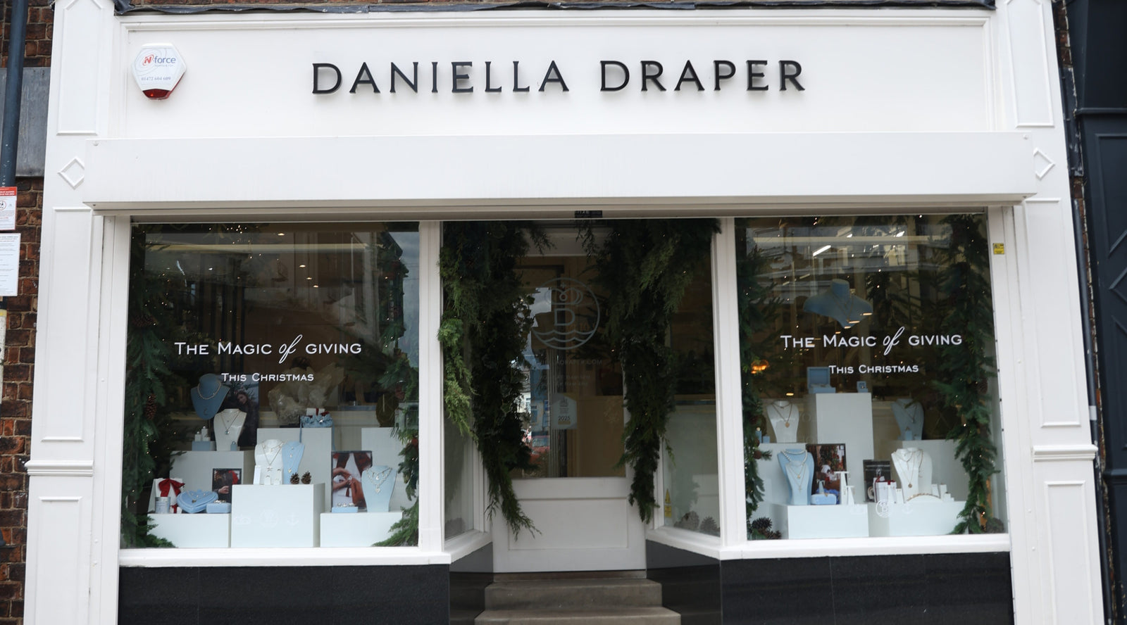 ELECTRA Silver Aquamarine Sylt Chain Necklace