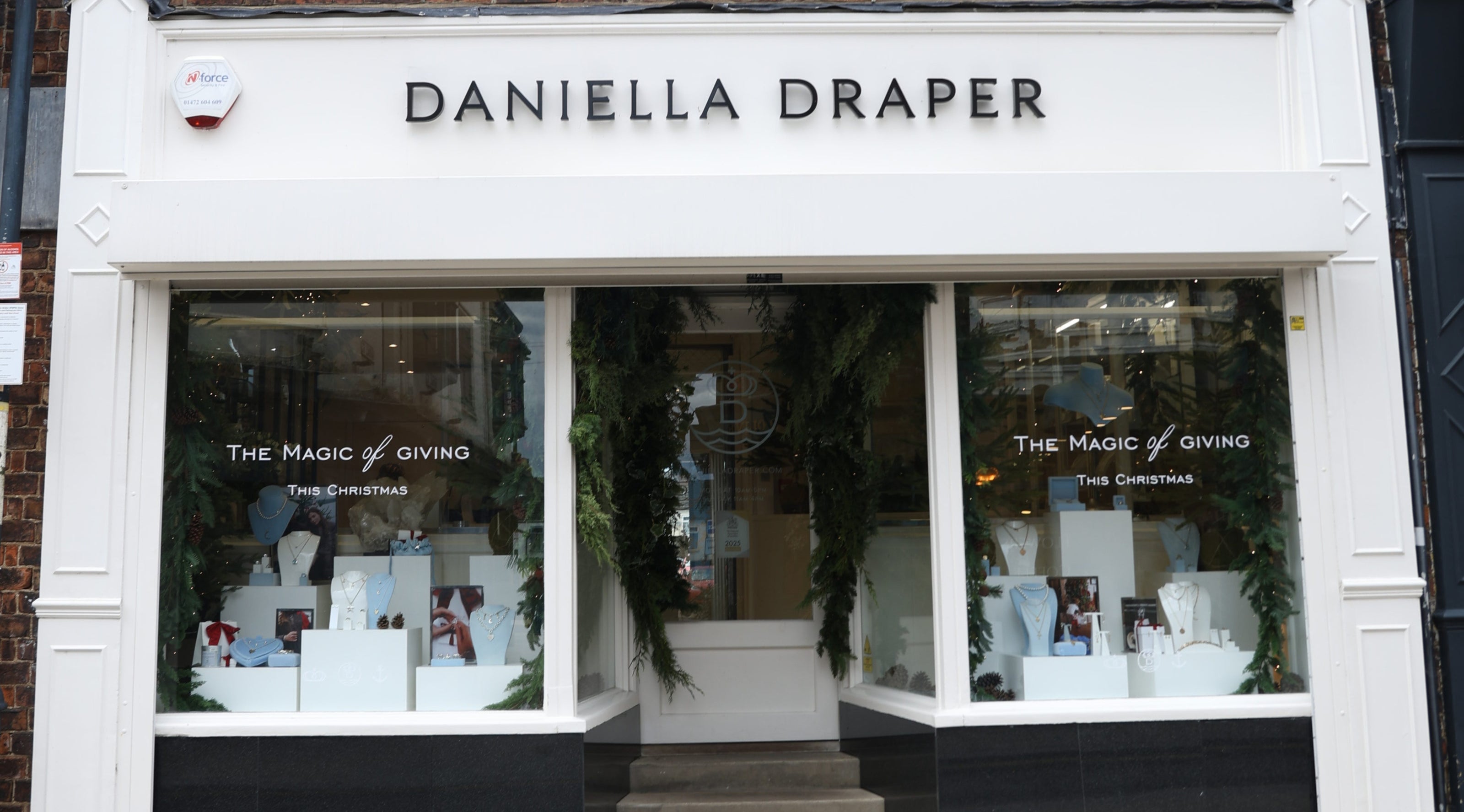 ELECTRA Silver Aquamarine Sylt Chain Necklace