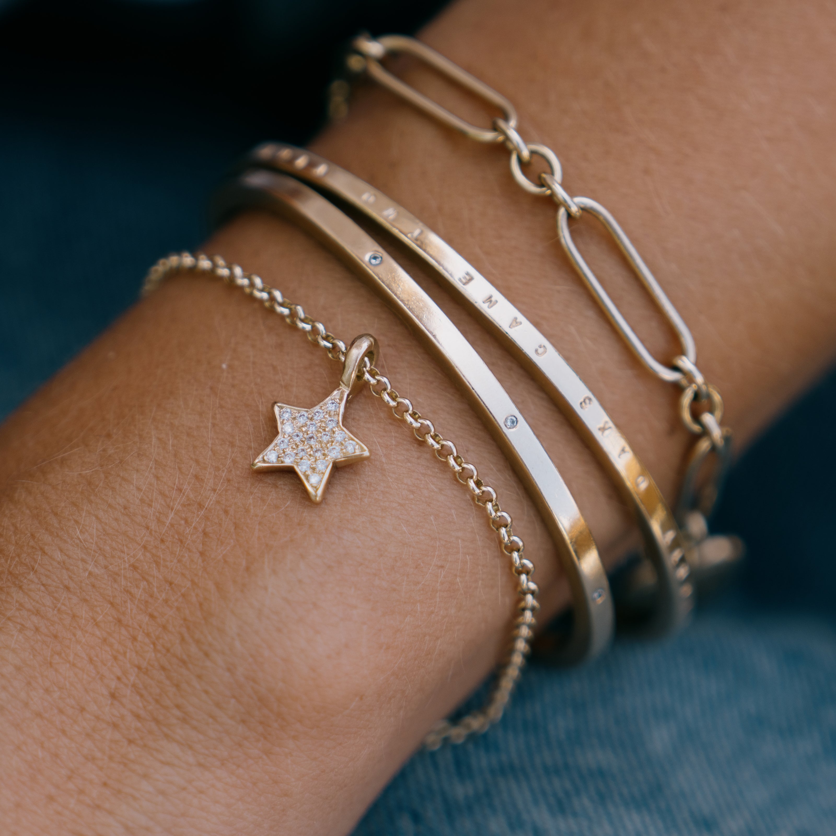 Gold Pavé Diamond Guiding Star Chain Bracelet