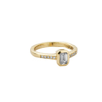 [diamond-shape: pave]