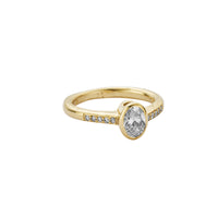[diamond-shape: pave]
