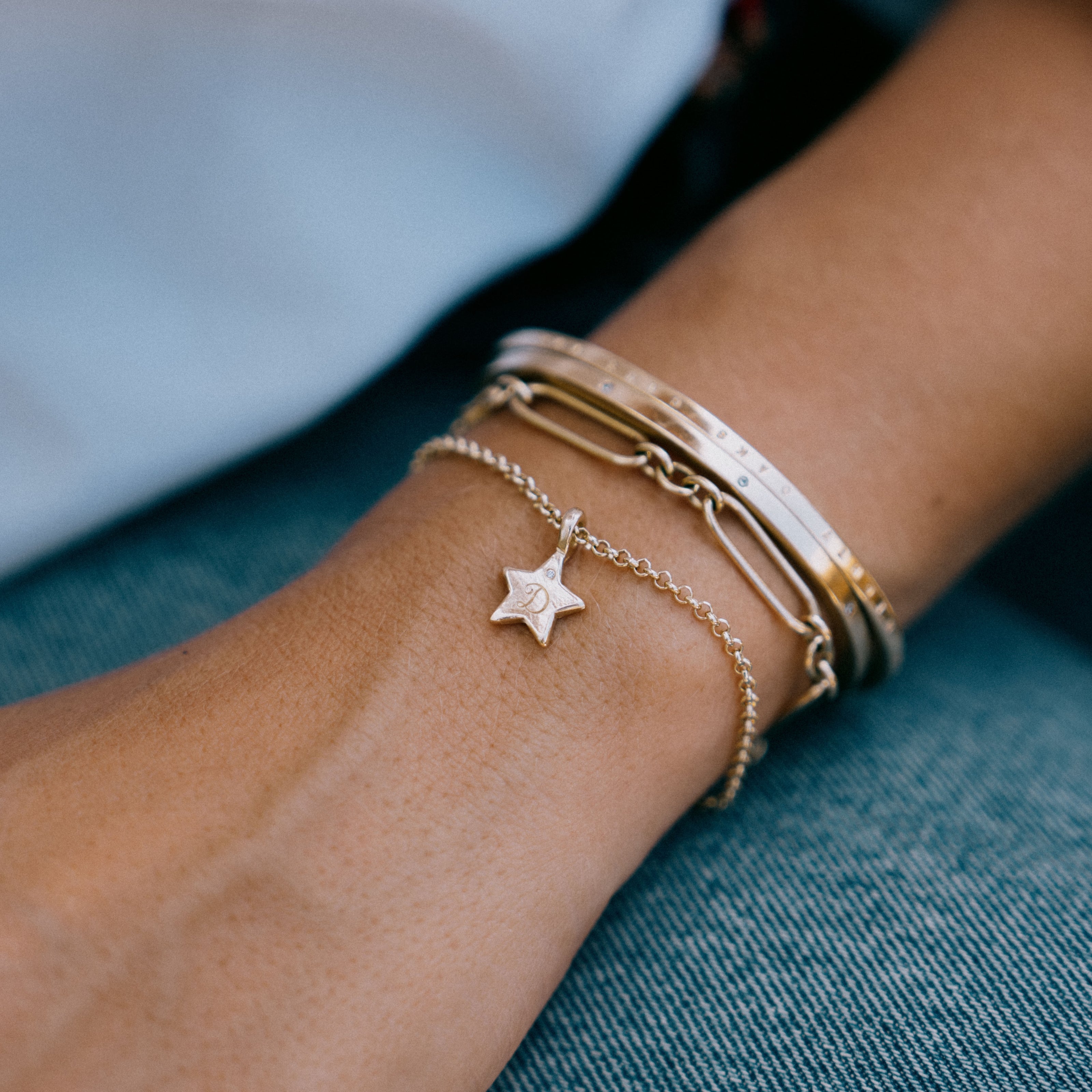 Gold Single Diamond Guiding Star Chain Bracelet