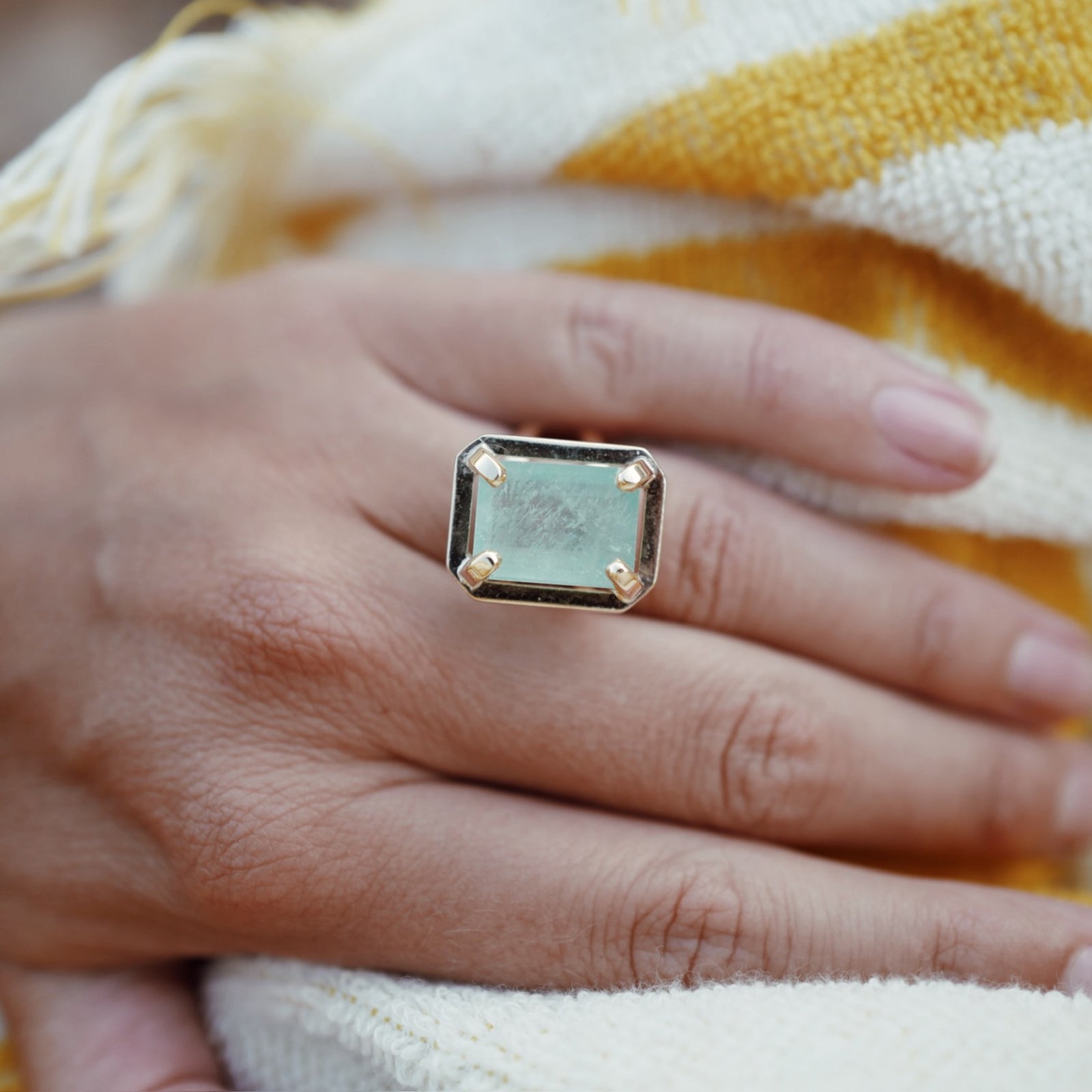ELDORA Gold Emerald Ring