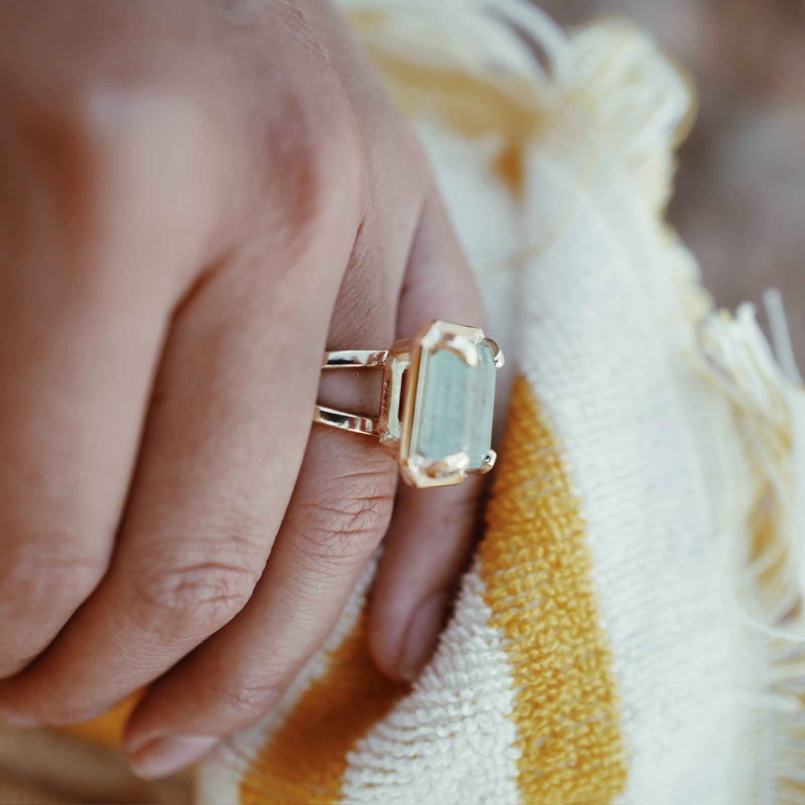 ELDORA Gold Emerald Ring