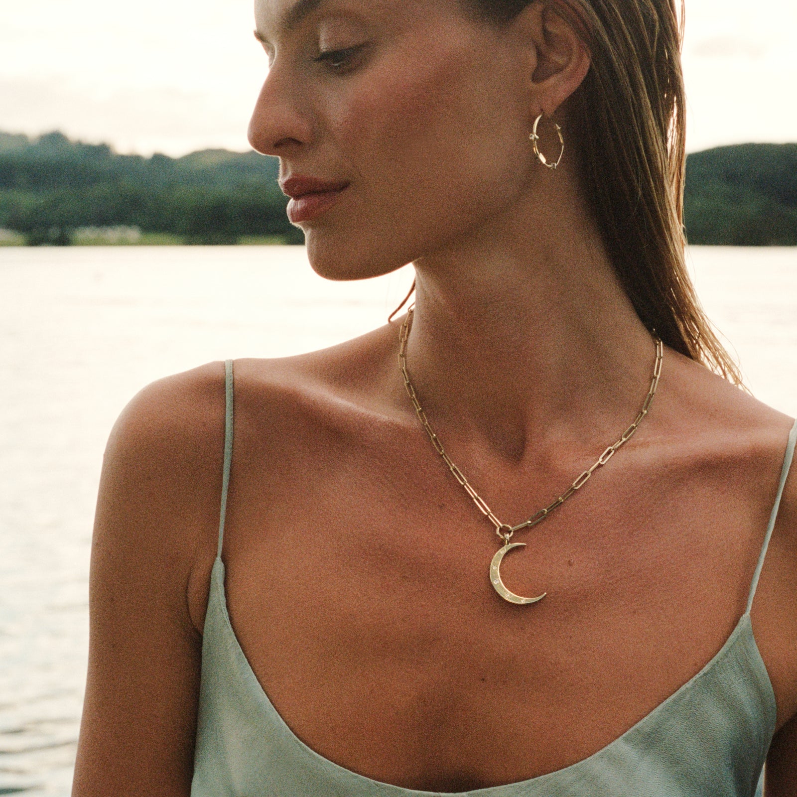 Gold Diamond Large Crescent Moon Trace Chain Necklace