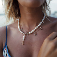 Gold Midi White Holiday Pearl Necklace