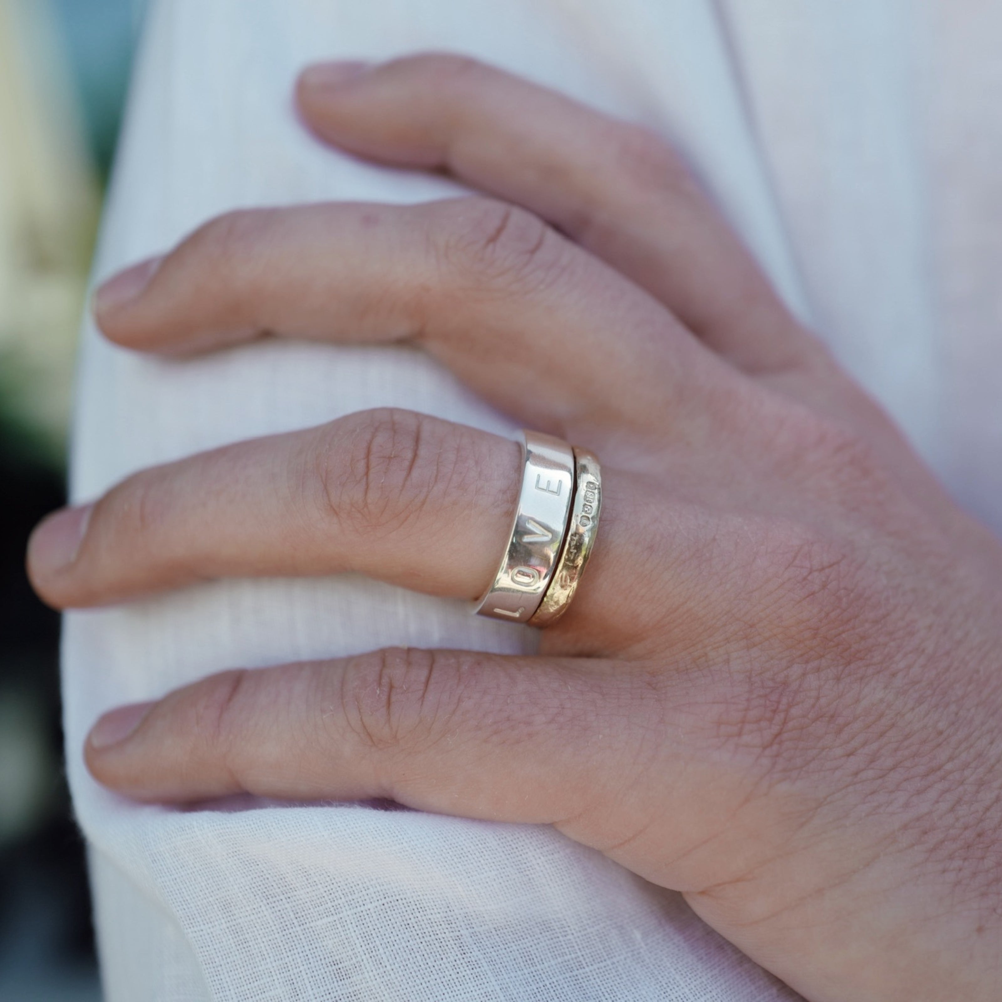 Men's 18ct Gold Mini Posey Ring