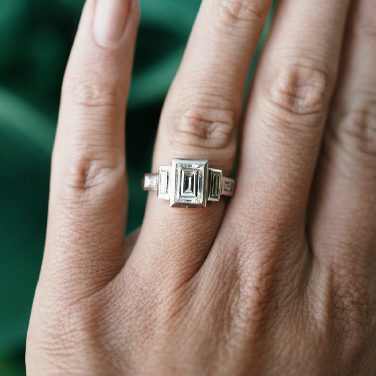 LUCILLE White Gold Diamond Ring