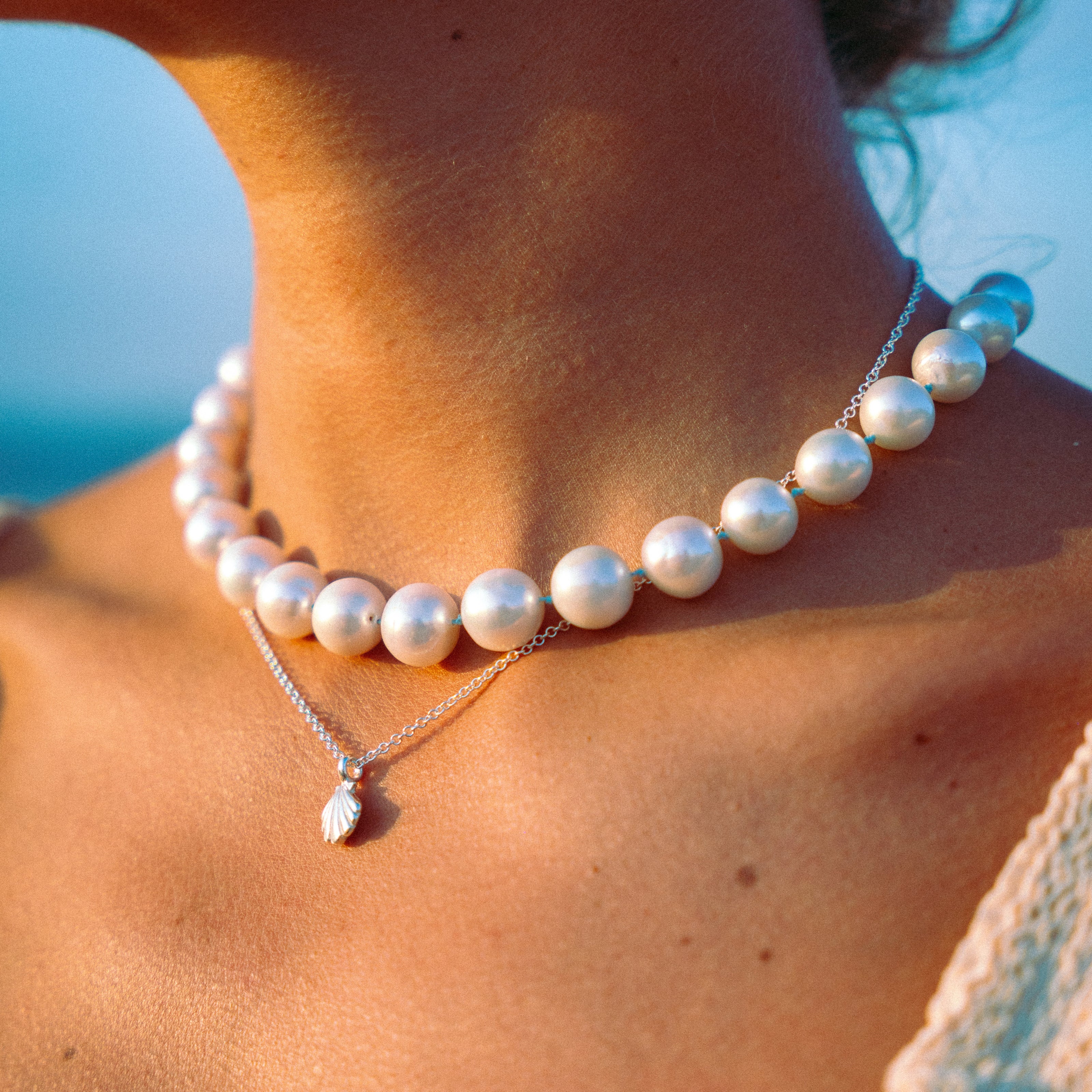 Silver Maxi White Holiday Pearl Necklace