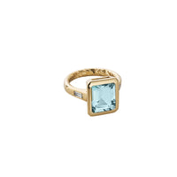 MARISTELA Gold Aquamarine & Diamond Ring