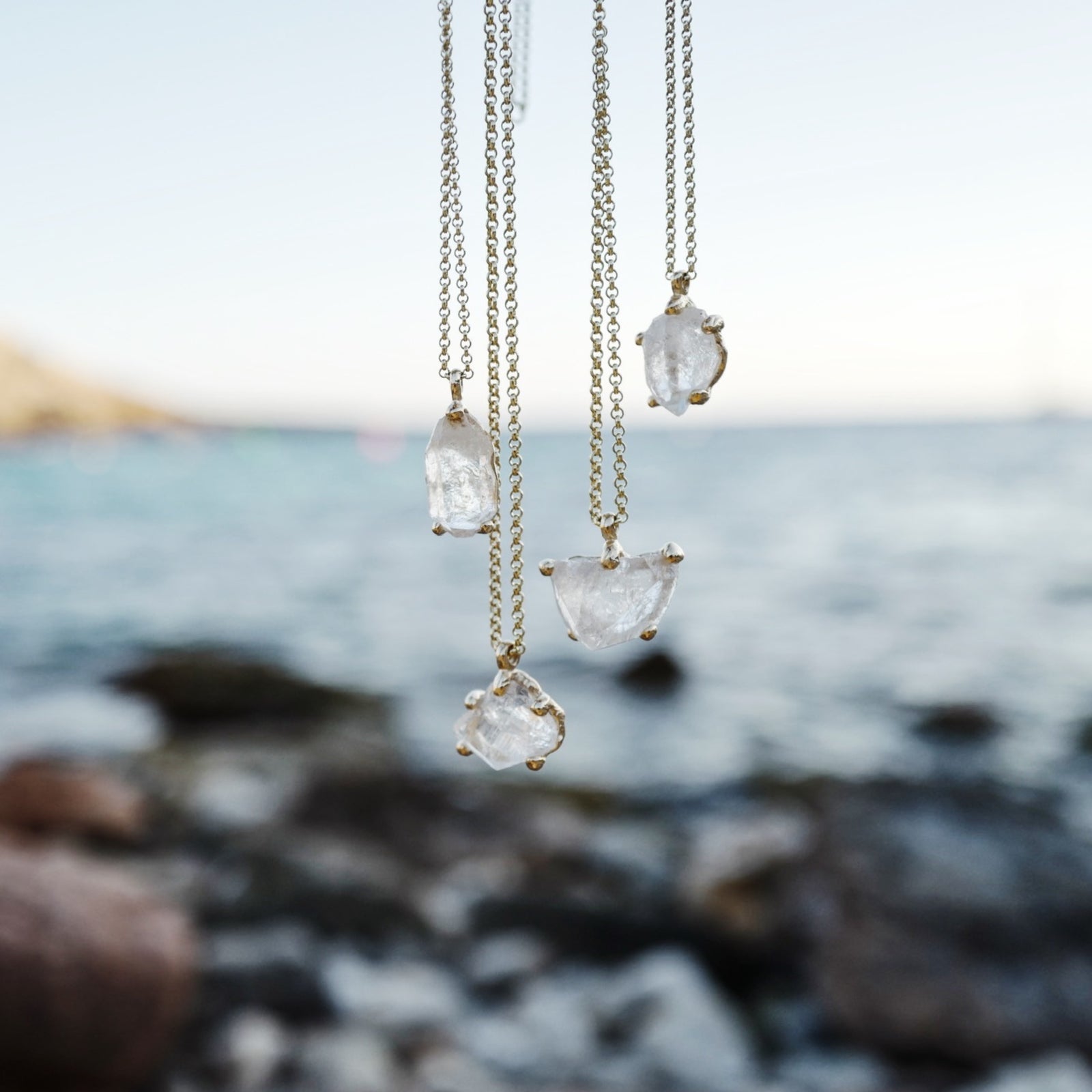 No.10 Gold Rock Crystal Pendant Necklace