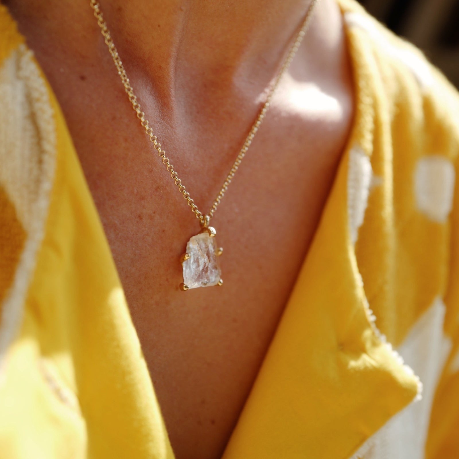 No.12 Gold Rock Crystal Pendant Necklace