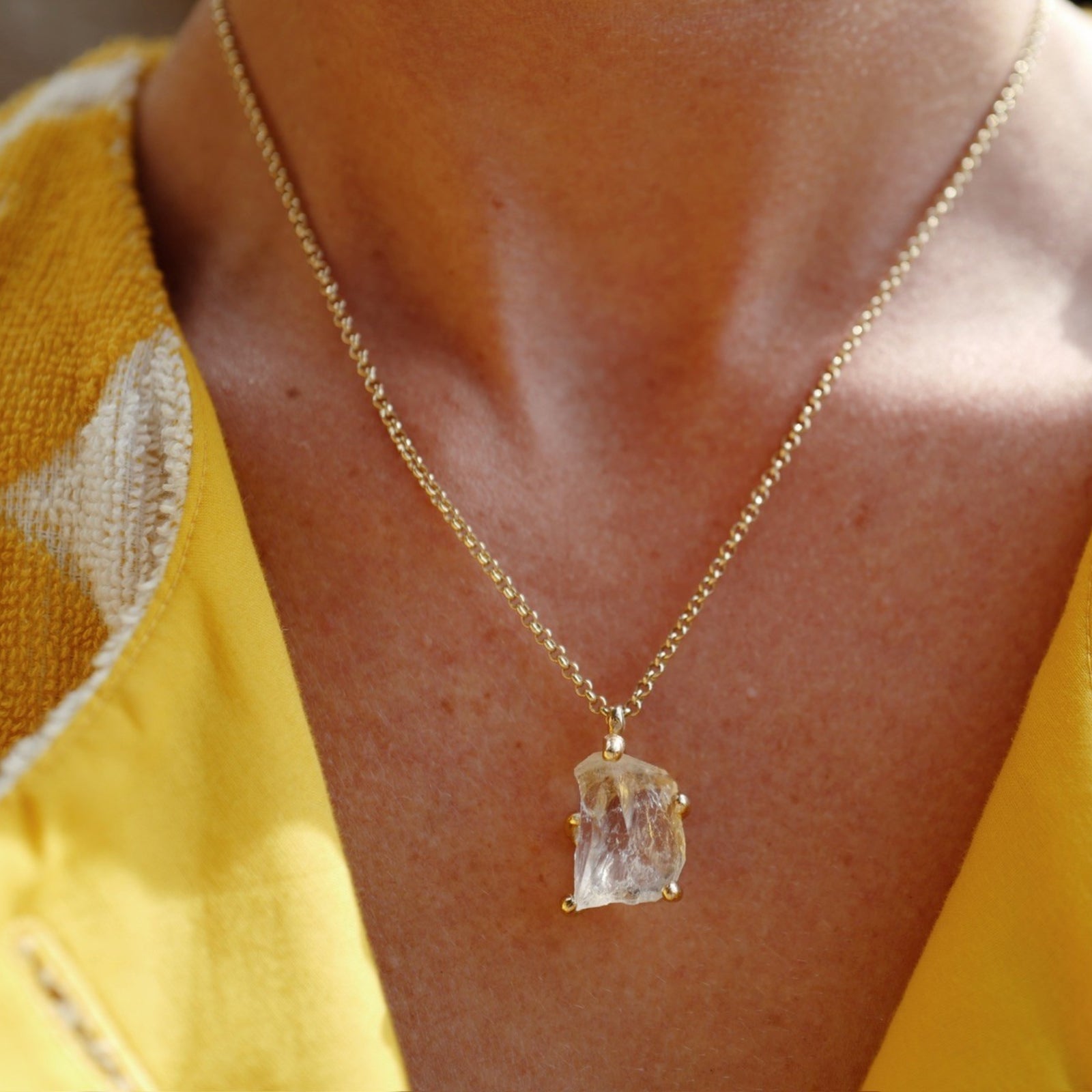 No.12 Gold Rock Crystal Pendant Necklace
