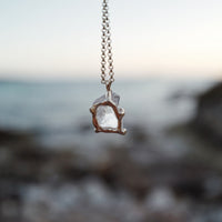 No.12 Gold Rock Crystal Pendant Necklace