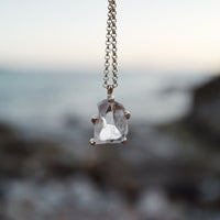 No.12 Gold Rock Crystal Pendant Necklace