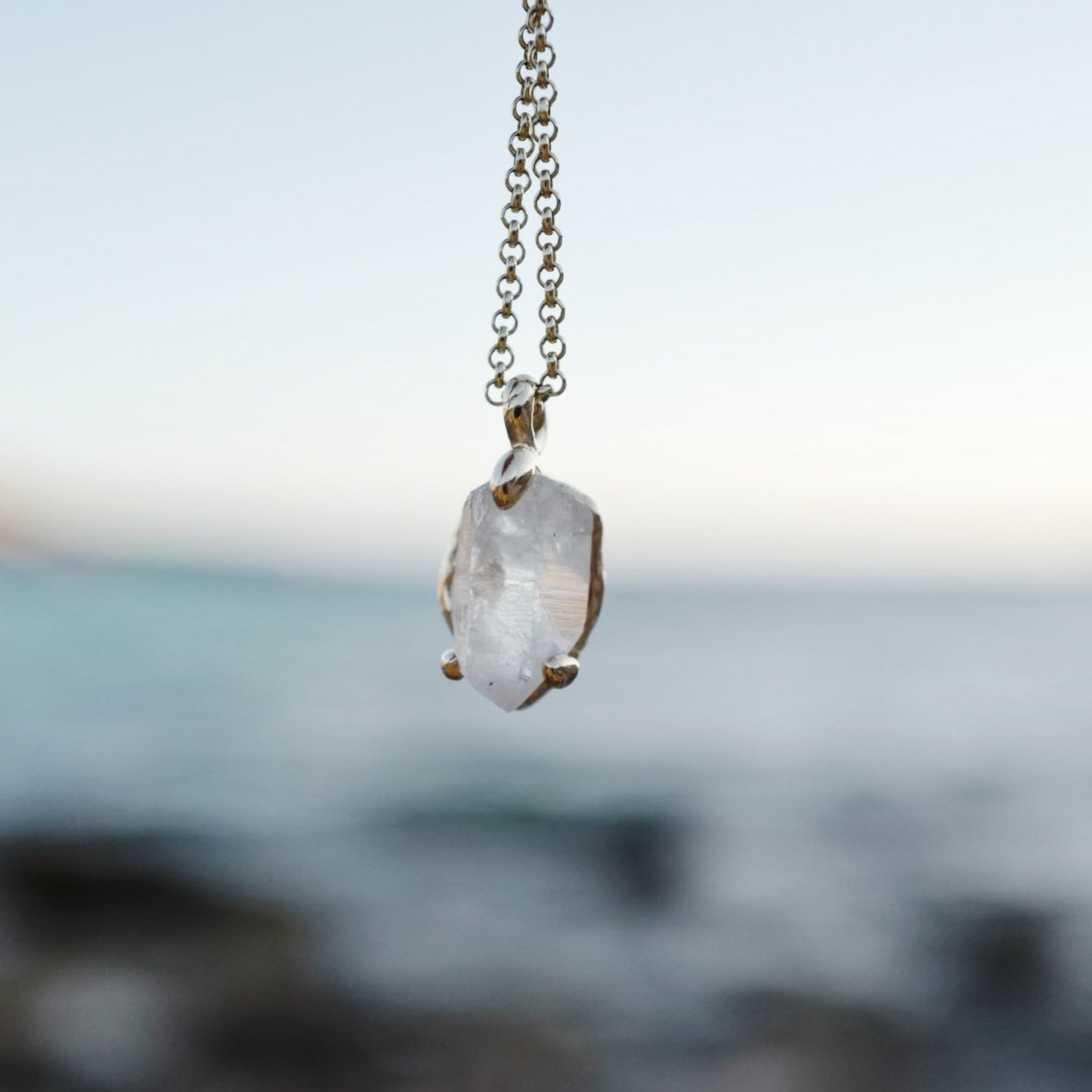 No.14 Gold Rock Crystal Pendant Necklace