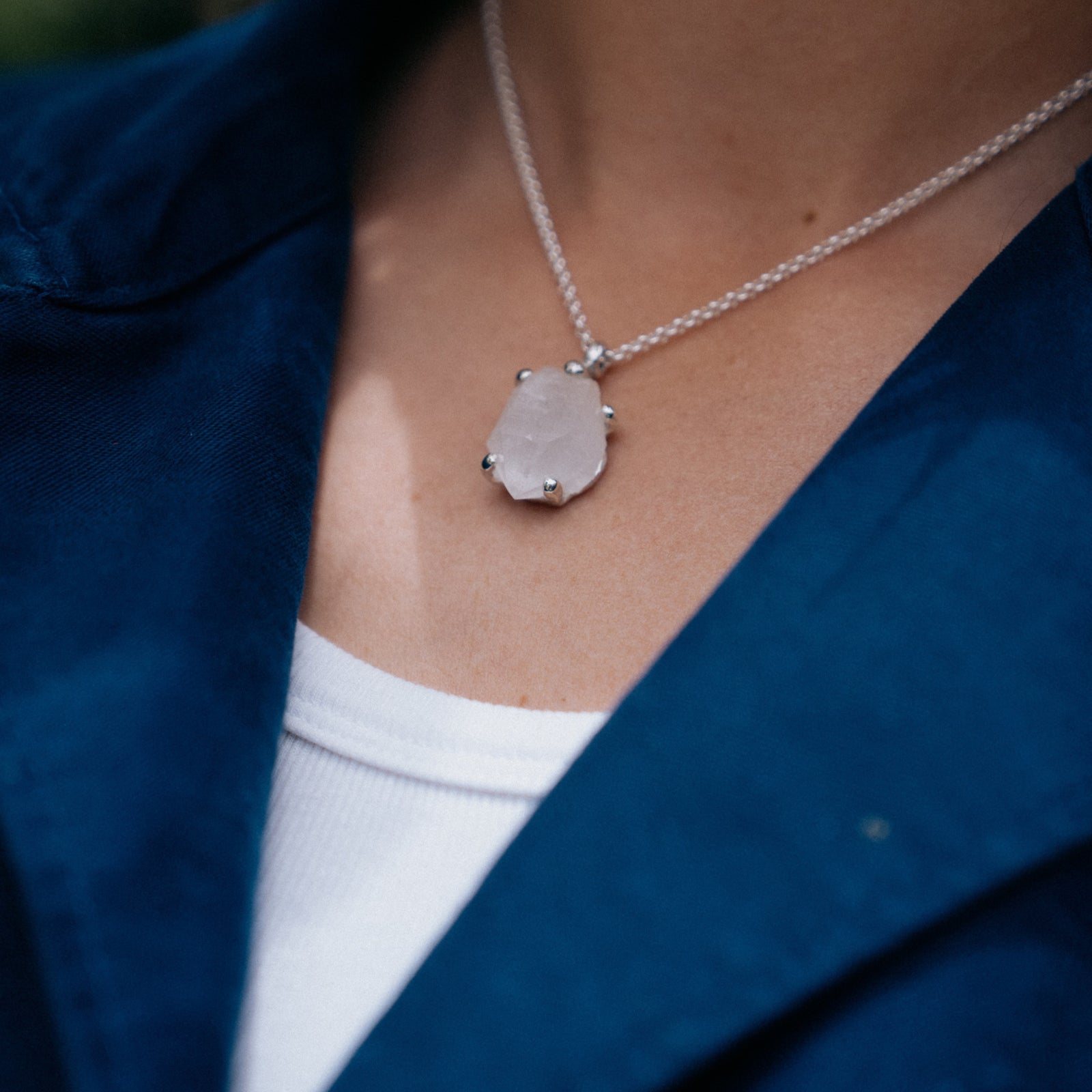 No.32 Silver Rock Crystal Pendant Necklace