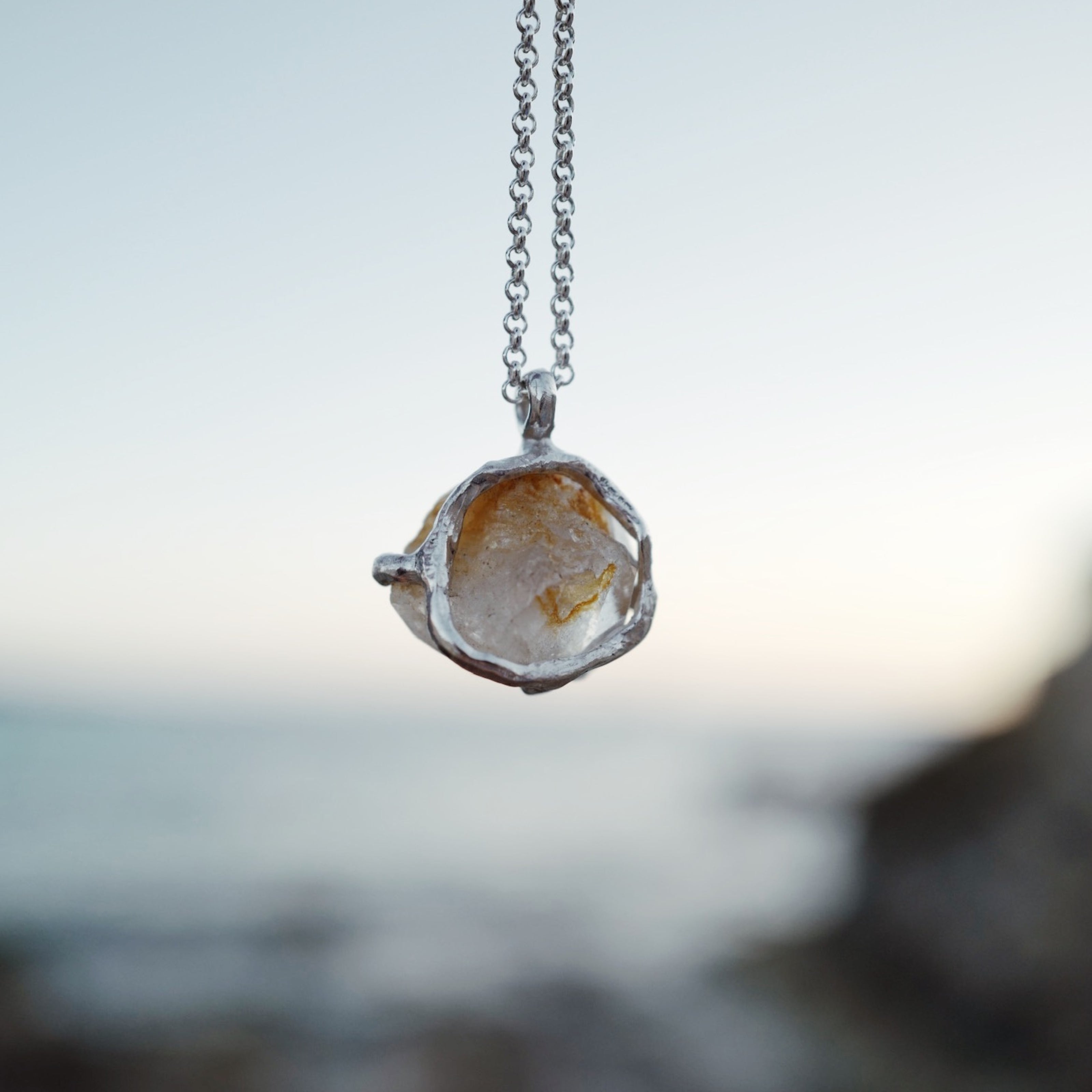 No.30 Silver Rock Crystal Pendant Necklace