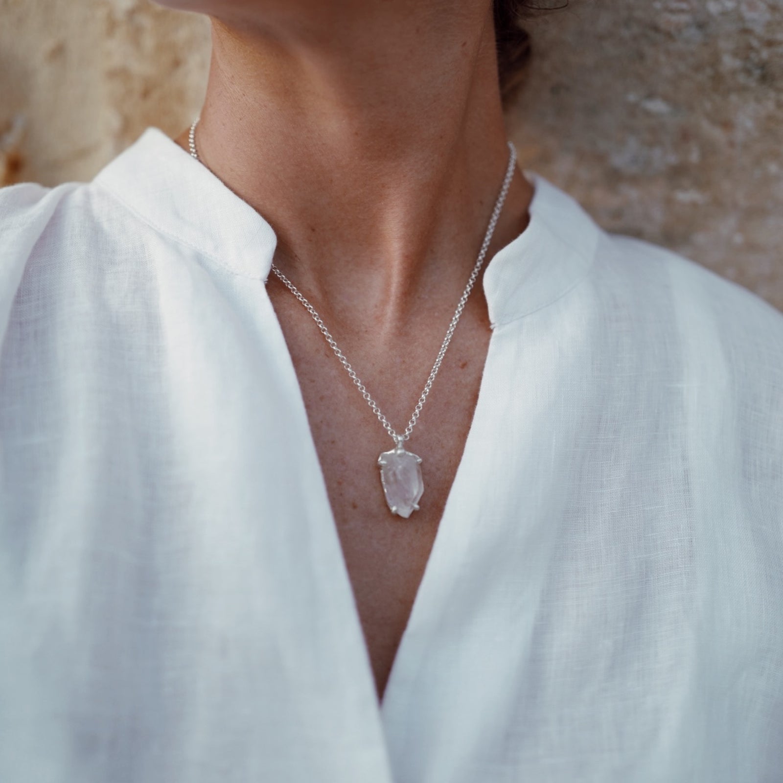 No.31 Silver Rock Crystal Pendant Necklace